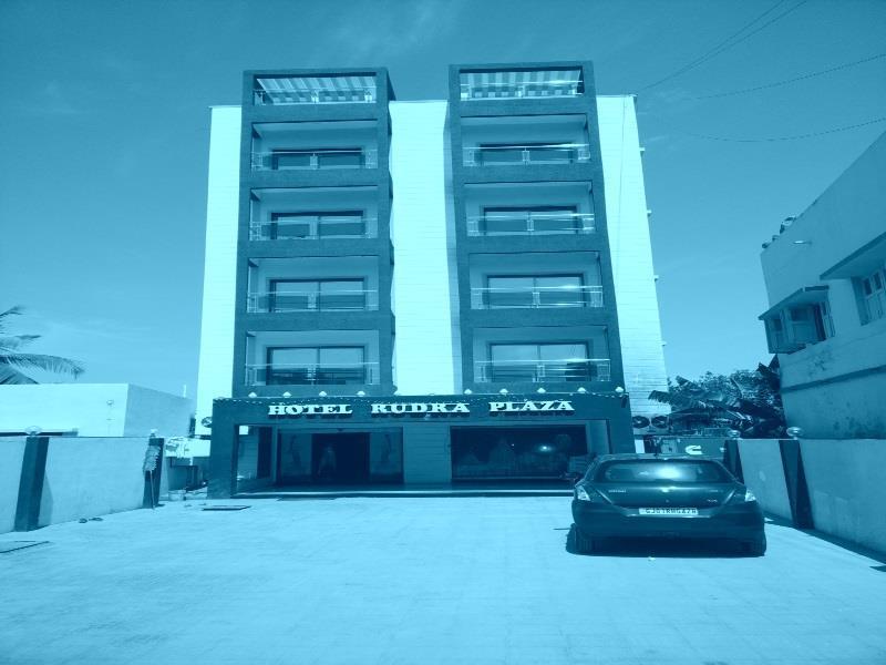 Hotel Rudra Plaza Dwārka Екстериор снимка